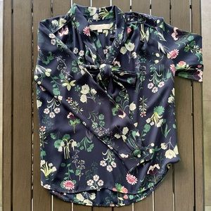 LOFT PETITES FLORAL HIGH-LOW NECKTIE BLOUSE!!